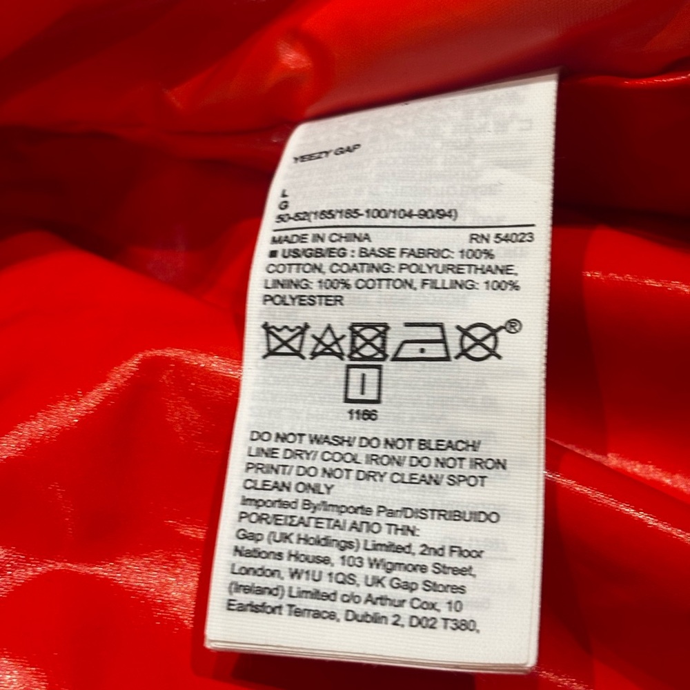 Yeezy Glossy Red Jacket - Picture 7 of 10